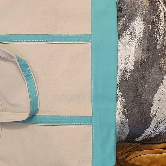 Tiffany&Co large tote bag .... New great gift - Picture 7 of 8